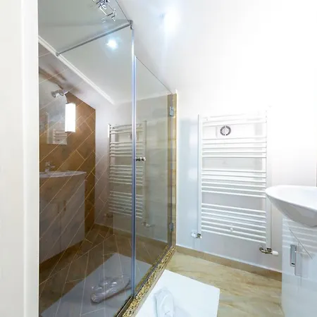 Casa Cu Nuc Alba Iulia